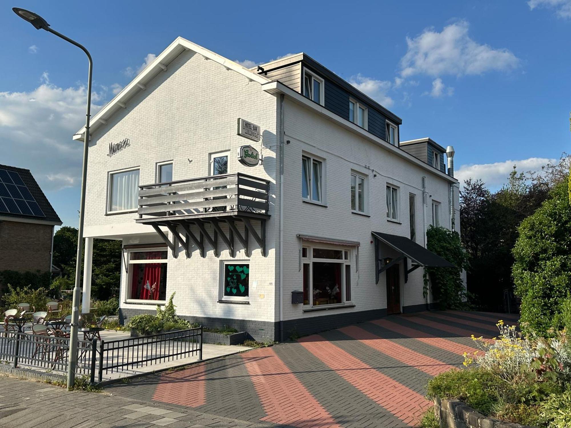 Mimosa Hotel Valkenburg aan de Geul Esterno foto